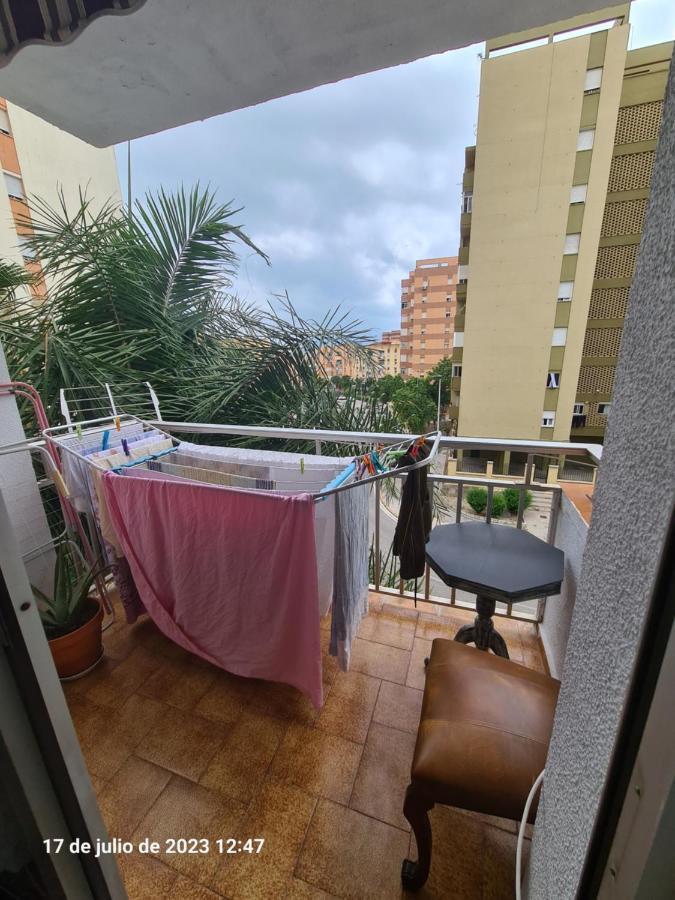 Sandru Apartament Algeciras Bagian luar foto