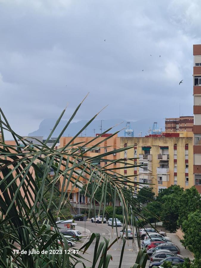 Sandru Apartament Algeciras Bagian luar foto