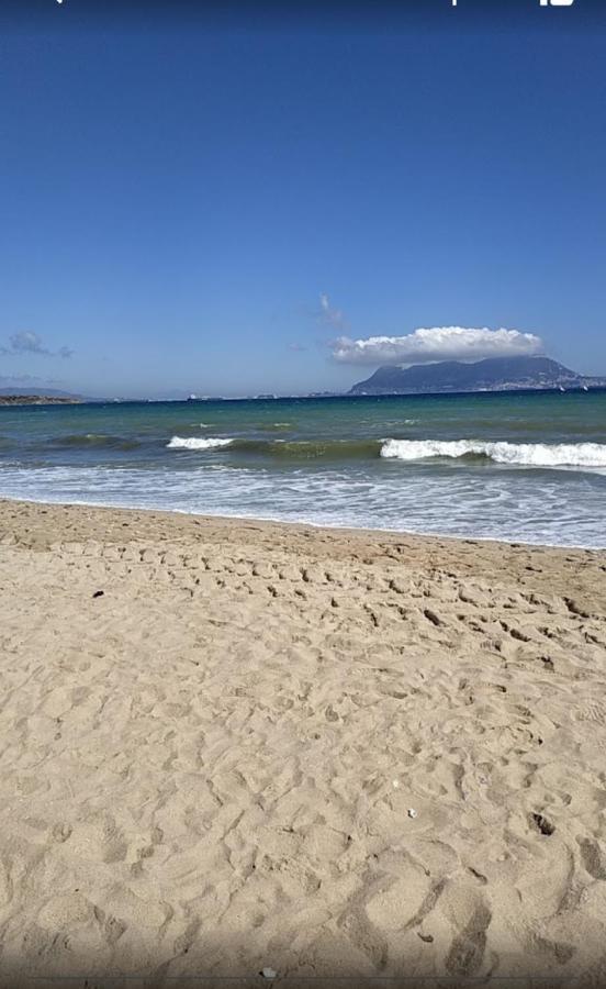 Sandru Apartament Algeciras Bagian luar foto
