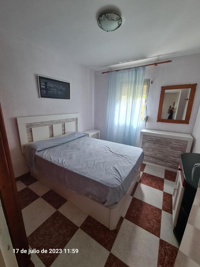 Sandru Apartament Algeciras Bagian luar foto
